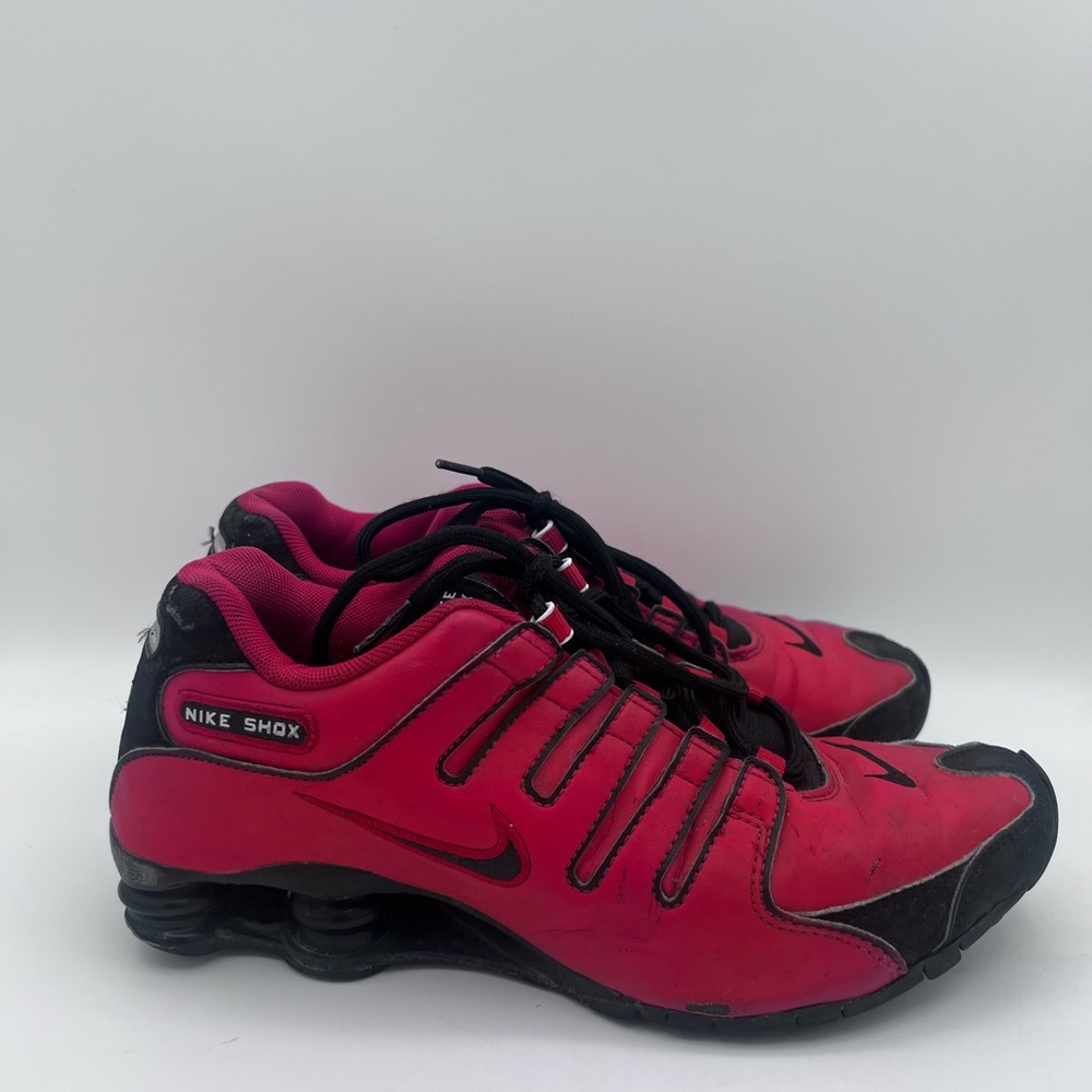 Nike Shox Shoes Men 6.5 Crimson Red Sneakers  378341-600 Adult‎